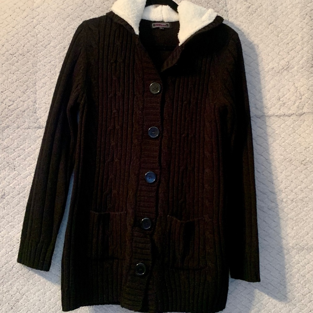 EFFECI BLACK SWEATER, LONG CABLE KNIT lined white LAMB FEEL HOODIE, size M
